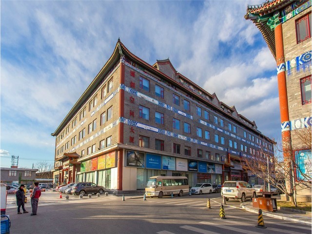 闵行区环保球场施工材料厂家